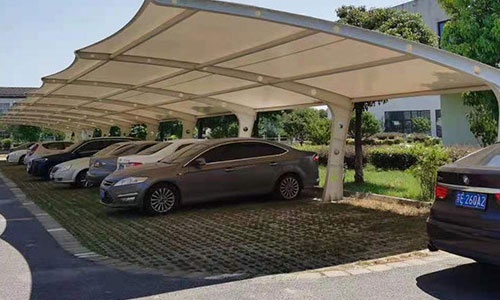 哈爾濱膜結(jié)構(gòu)車棚——守護(hù)您的愛車，盡顯生活品味